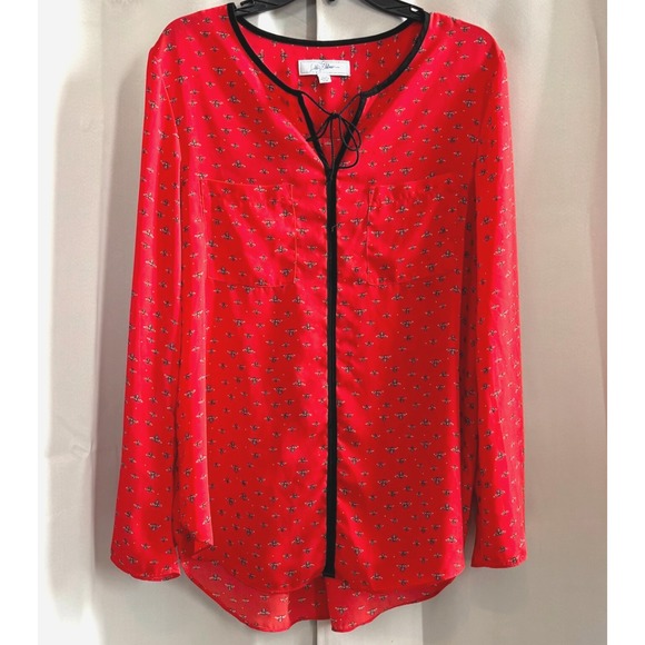 libby. edelman Tops - Libby Edelman Womens Top Large Red Bee Novelty Print Career V‎ Neck Insect 18192
